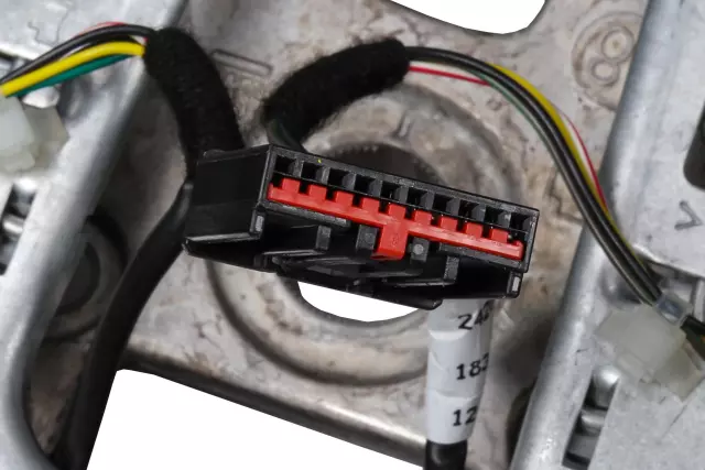 94780607 - : 2012-2014 Chevrolet Sonic - Steering Wheel for Chevrolet: Sonic Image