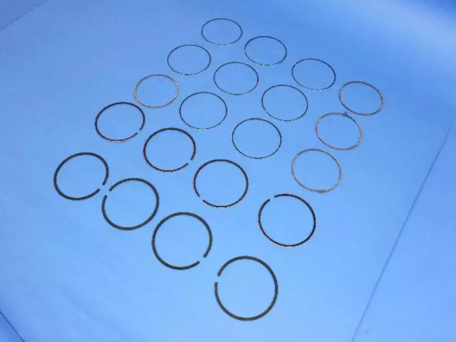 Genuine Alfa Romeo Ring Set Complete Engine - Alfa Romeo (5191424AA)