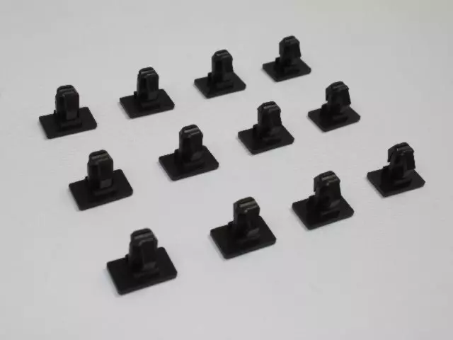 1BA41CD1AA - : Cladding Clip for Chrysler: 300 | Dodge: Magnum Image