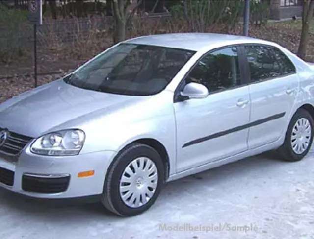 5K0071329 - Exterior: Body Side Molding for Volkswagen Image