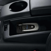 4F0051435 - Audio/Video: Motorola Cellular Phone Cradle for Audi: Q7 Image