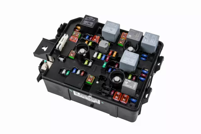 95131331 - : Engine Wiring Harness Junction Block for Buick: Encore Image