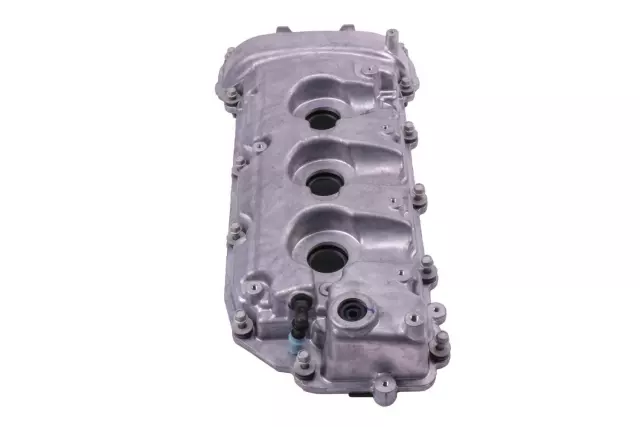 Passenger Side Camshaft Cover - GM (12667118)