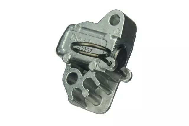 LR095472 - Engines &amp; Components: URO Parts Engine Timing Chain Tensioner for URO Image