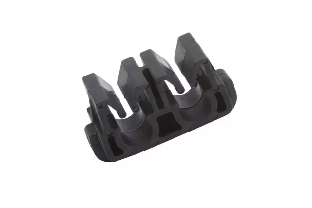 25839225 - : Front Brake Pipe Clip for GM Image