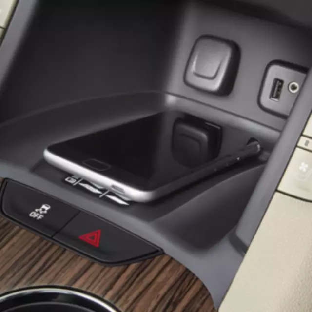 84080694 - Audio/Video: Wireless Charging System for GMC: Acadia Image