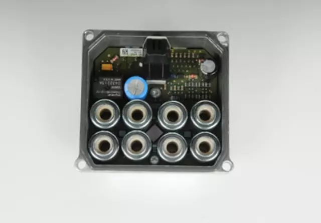 18078142 - Electrical: Control Module for Oldsmobile: Alero | Pontiac: Grand Am Image