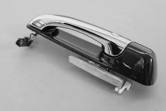 Exterior Door Handle, Right - Mopar (1UJ881RPAK)