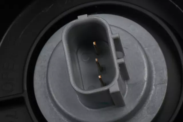 Driver Side Headlamp Assembly - GM (42390433)