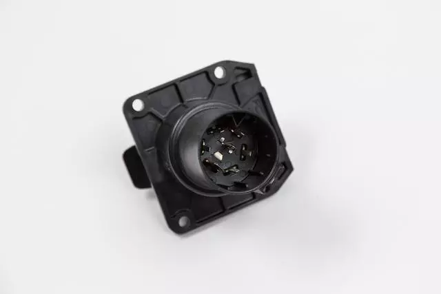 7-Pin Connector With Car Flap Box - Volkswagen (7L0-055-305-N)