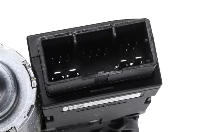 2017-2020 Cadillac CT6 - Rear Sunroof Sunshade Motor with Control Module - GM (84272426)