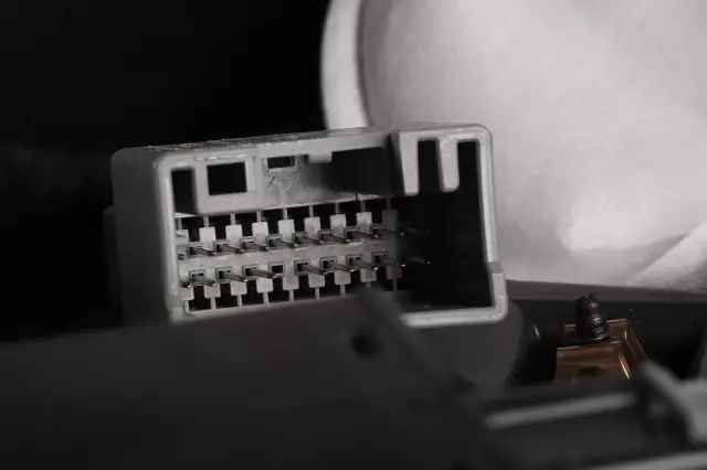 84094622 - Body: Door Trim Panel for GM Image