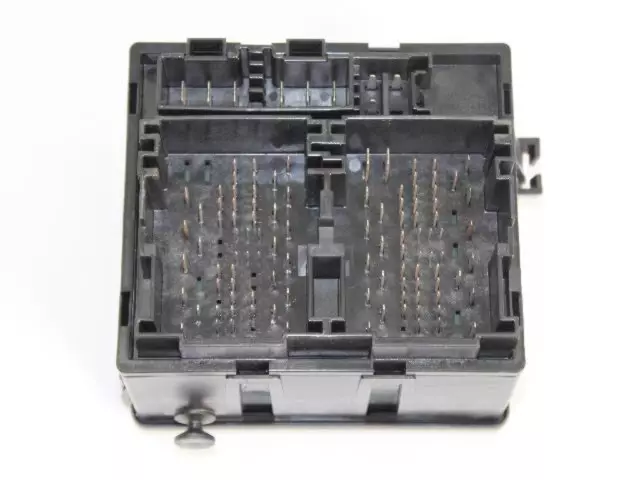 Intelligent Power Module - Mopar (68068355AH)
