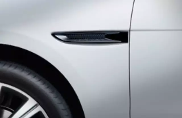 Side Power Vent, R-Sport, Gloss Black - Jaguar (T4A30235)