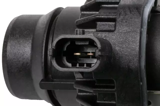 Engine Coolant Thermostat - GM (55493557)