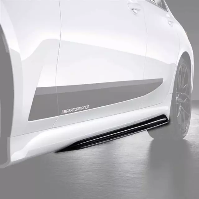 51192455896 - Exterior: M Performance Side Skirt Black High-Gloss for BMW: 330e, 330i, 330i xDrive, M340i Image