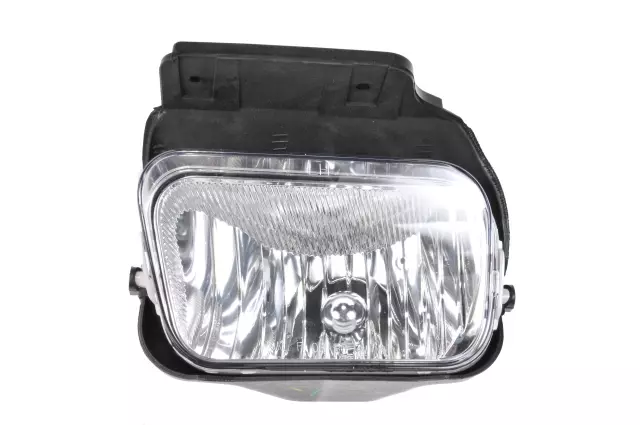 15190982 - : Part# 15190982 Front Driver Side Fog Lamp for Chevrolet: Avalanche 1500, Avalanche 2500, Silverado 1500, Silverado 1500 HD, Silverado 2500, Silverado 2500 HD, Silverado 3500 Image