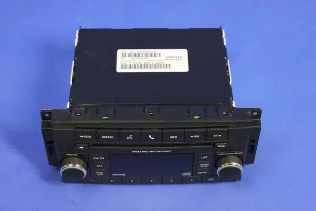 Am/fm/cd/mp3 & Satellite Radio - Mopar (5091197AE)