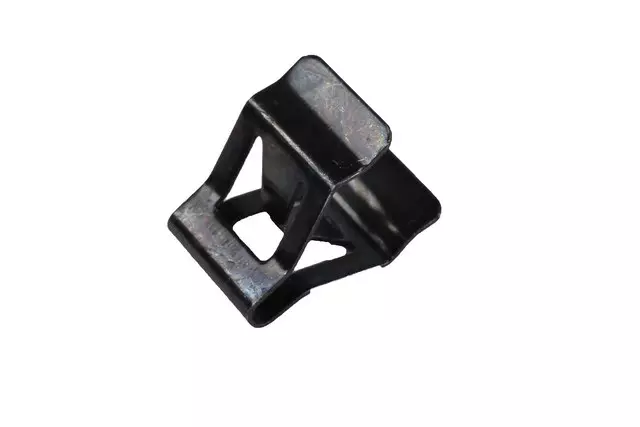95965161 - Body: Side Cover Clip for GM Image