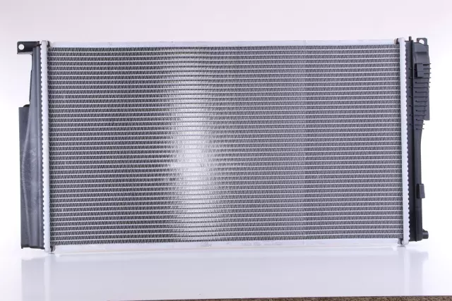 60817 - : Radiator - Replaces BMW 17118672104, 17118672095, 7618807 for NISSENS Image