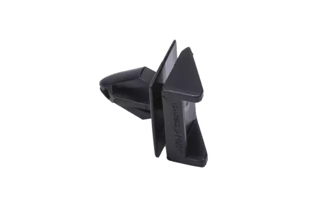 10445899 - Body: Lower Molding Clip for Buick: Enclave | Oldsmobile: Silhouette Image