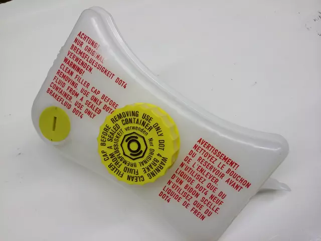 8E0611301G - : Reservoir for Volkswagen: Passat Image