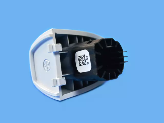 Door Handle Cap, Right - Mopar (1YB57GW7AB)