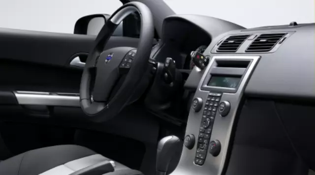 1302159 - Interior: Panel Doors - Oyster Burst for Volvo: C70 Image