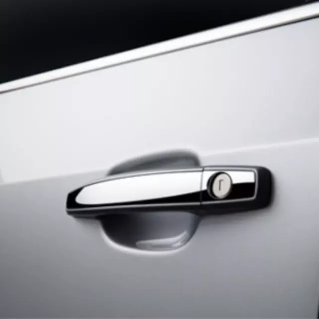 95964711 - Exterior: Outside Chrome Door Handles, Front Set for Chevrolet: Sonic Image