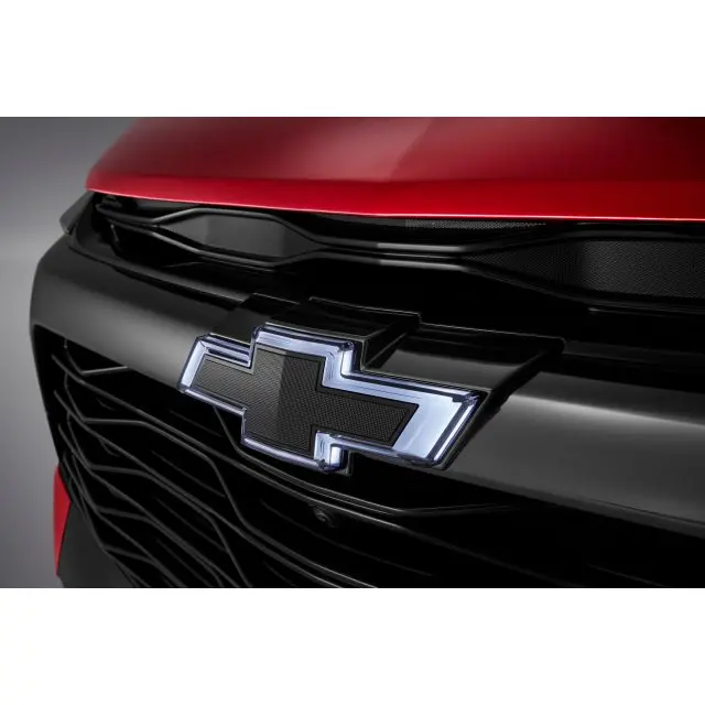 85605693 - Exterior: Illuminated Bow-Tie Emblems - Black for Chevrolet: Blazer Image