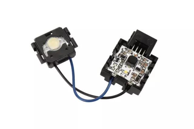 23396155 - Body: Reading Lmp Assembly for Cadillac: Escalade, Escalade ESV | Chevrolet: Camaro, Silverado 1500, Silverado 2500 HD, Silverado 3500 HD, Suburban, Tahoe | GMC: Sierra 1500, Sierra 2500 HD, Sierra 3500 HD, Yukon, Yukon XL Image