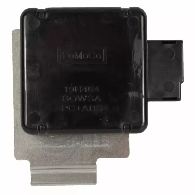 DE8Z10E893C - Electrical: Antenna for Ford: Fiesta Image