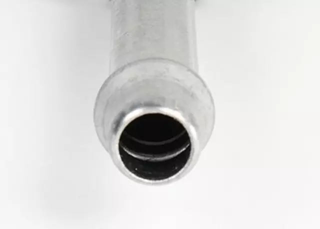 Engine Oil Cooler Outlet Hose Kit with Nut, Seal, Cap, and Protector - GM (15127519)