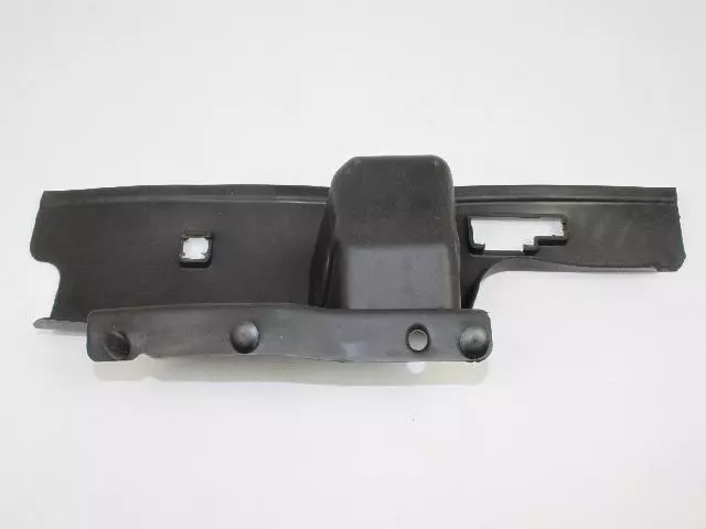 52079766AF - Cooling: Radiator Side Air Seal for Jeep: Liberty Image