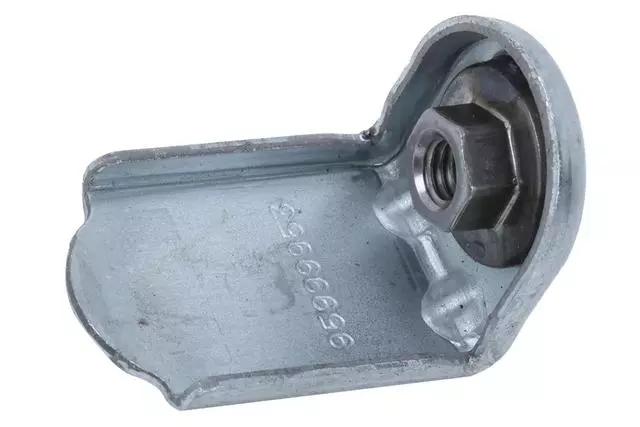 Body Side Front Fender Rear Intermediate Bracket - GM (95999953)