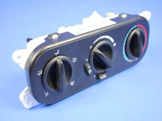 A/c And Heater Control - Mopar (55111841AE)