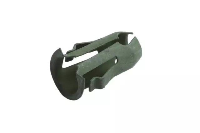 Windshield Defroster Nozzle Grille Retainer - GM (25699360)