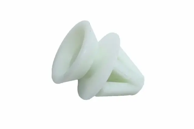 15721297 - Body: Upper Trim Retainer for GM Image