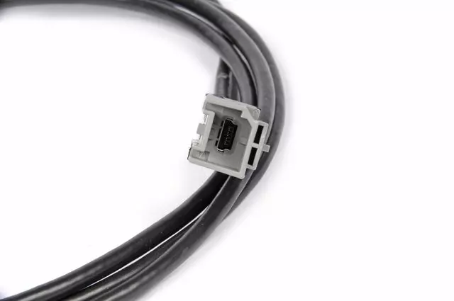 19328877 - : USB Data Cable for GM Image