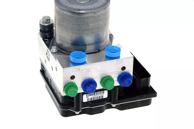 Electronic Traction Control Brake Pressure Modulator Valve Kit - ACDelco (84718723)
