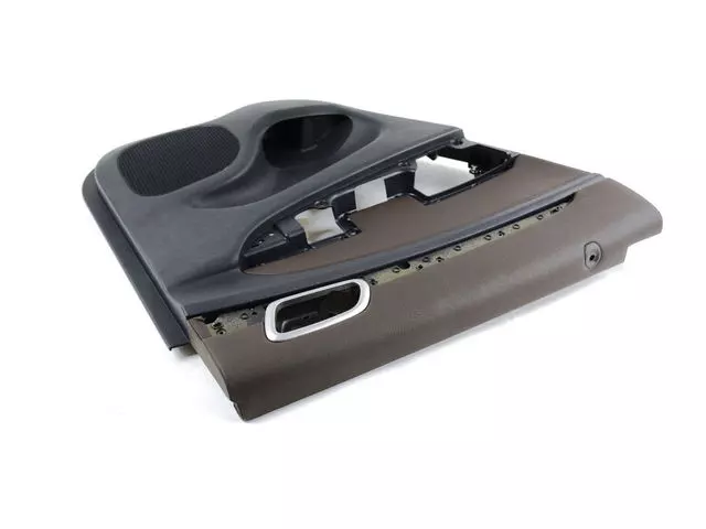 1VH811UCAE - Body: Door Trim Panel for Jeep: Grand Cherokee Image