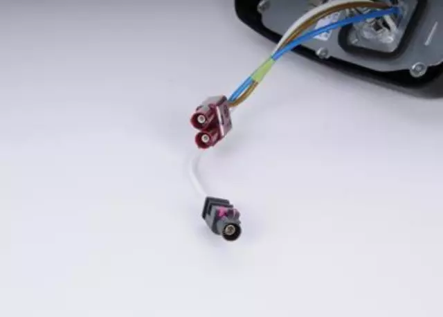 Part# 95227775 Radio Antenna Base Assembly - GM (95227775)