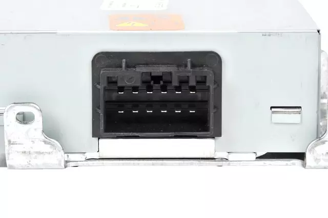 84181077 - : Accessory AC and DC Power Control Module for Chevrolet: Silverado 2500 HD, Silverado 3500 HD | GMC: Sierra 2500 HD, Sierra 3500 HD Image