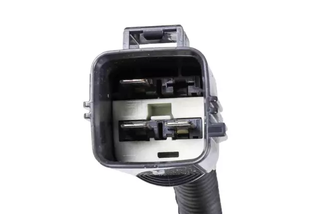 Part# 23109121 Engine Cooling Fan Wiring Harness - GM (23109121)