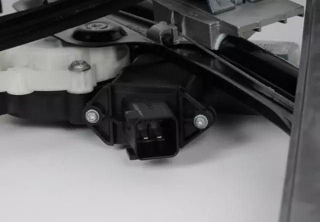 Front Passenger Side Power Window Regulator with Motor - GM (22787442)