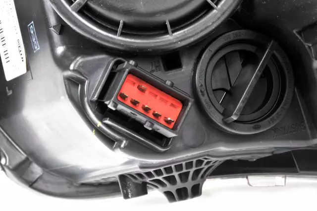 Driver Side Headlamp Assembly - GM (22794767)