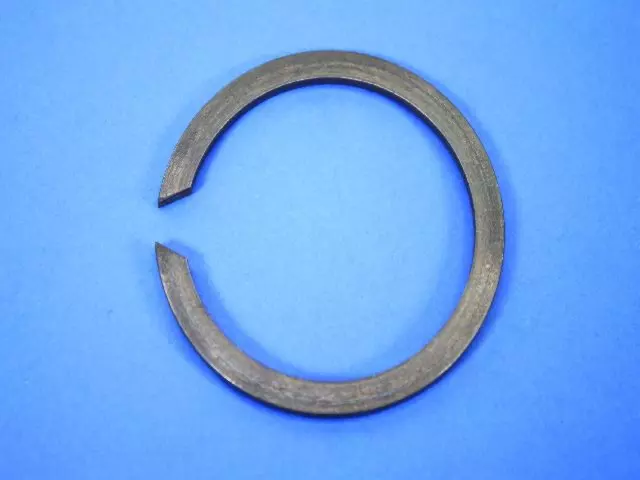 5143751AA - NV241HD; or NV241OR; Transfer Case: Snap Ring for Dodge: Durango | Jeep: Commander, Gladiator, Grand Cherokee, Grand Cherokee WK, Liberty, Wrangler, Wrangler JK Image