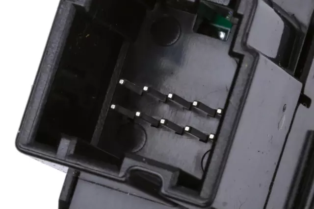 Vehicle Stability Control System Switch - GM (95322835)