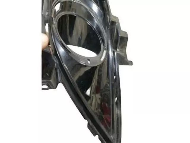 Side Trim - Ford (DS7Z-17B814-CB)