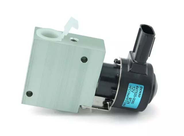 8869047040 - : 2017-2022 Toyota Prius Prime - Expansion Valve for Toyota: Prius Prime Image